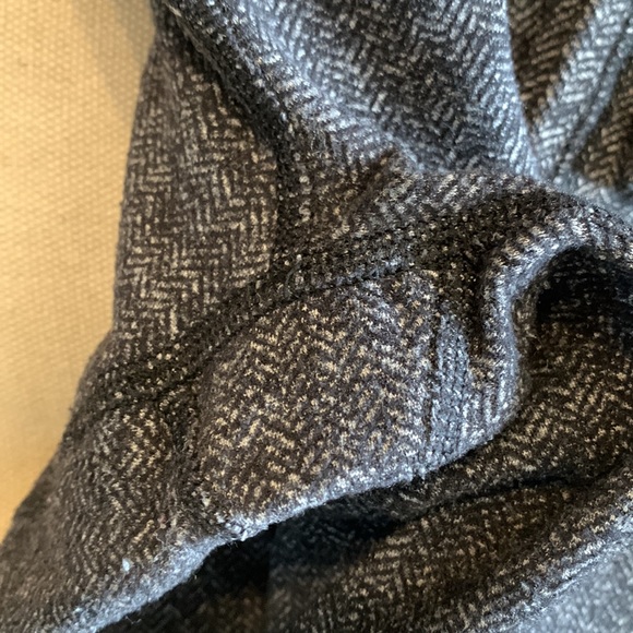 Lululemon leggings - Picture 2 of 5